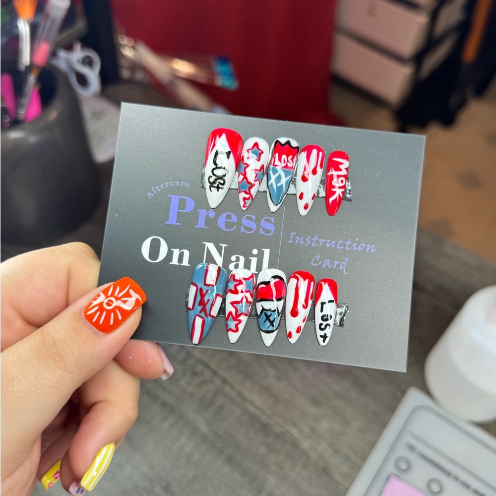 MGK Press-On Nail Set -